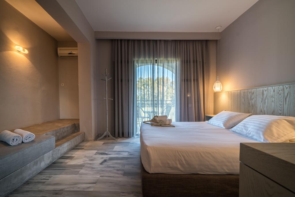 Castelli Hotel-Adults Only Лаганас Екстериор снимка