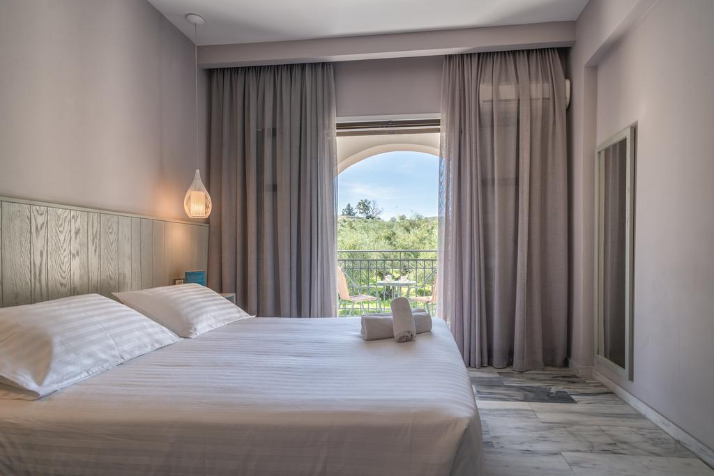 Castelli Hotel-Adults Only Лаганас Екстериор снимка